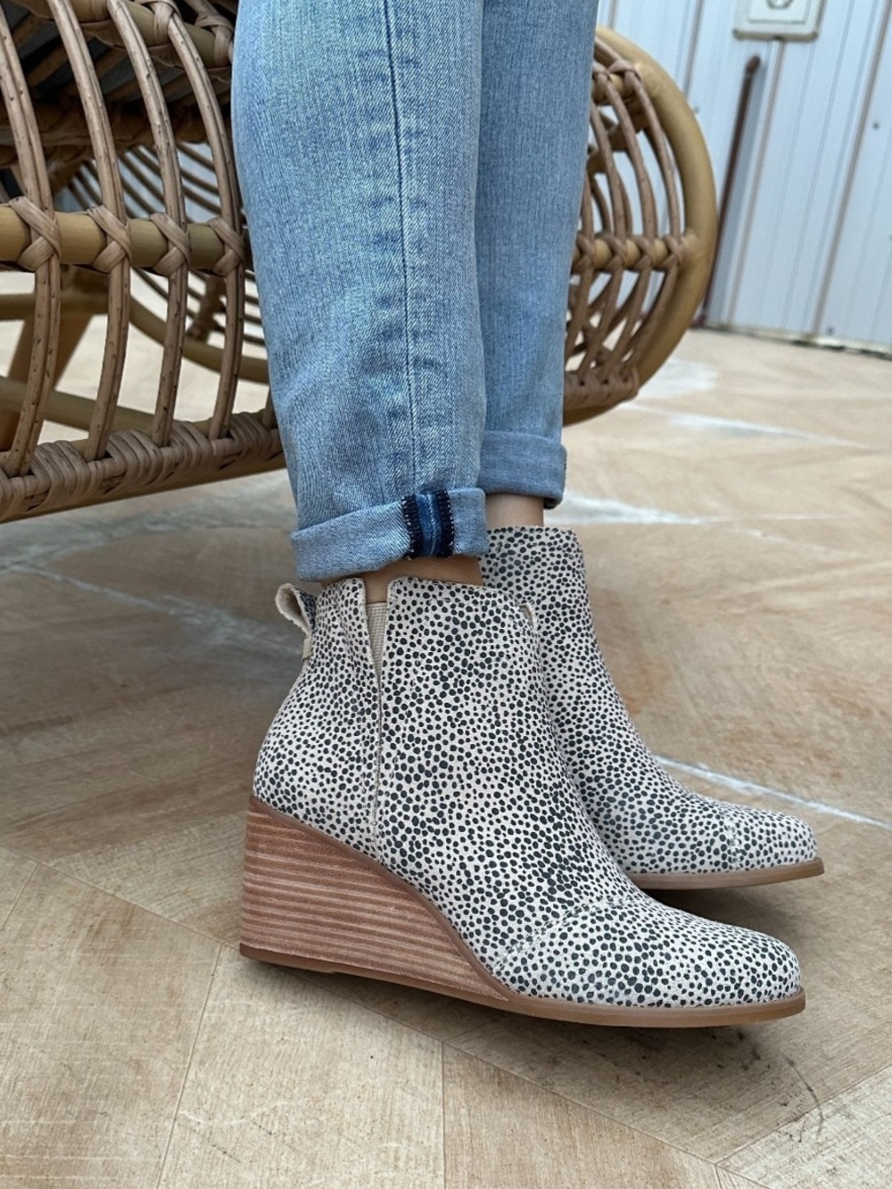 Toms Wedge Ankle Boots